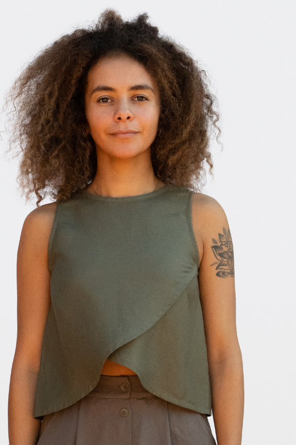 Very-airy reversible lyocell top - circular fashion for conscious
